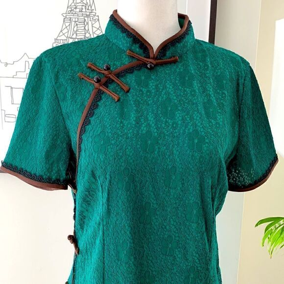 💚Stylish Patterned Shirtsleeves Qipao Emerald Green - Picture 2 of 8